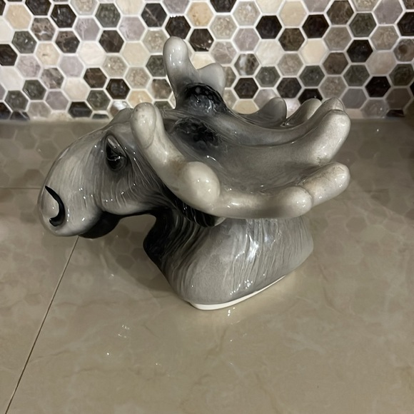 Big Sky Moose Gray Cookie Jar - Picture 4 of 15